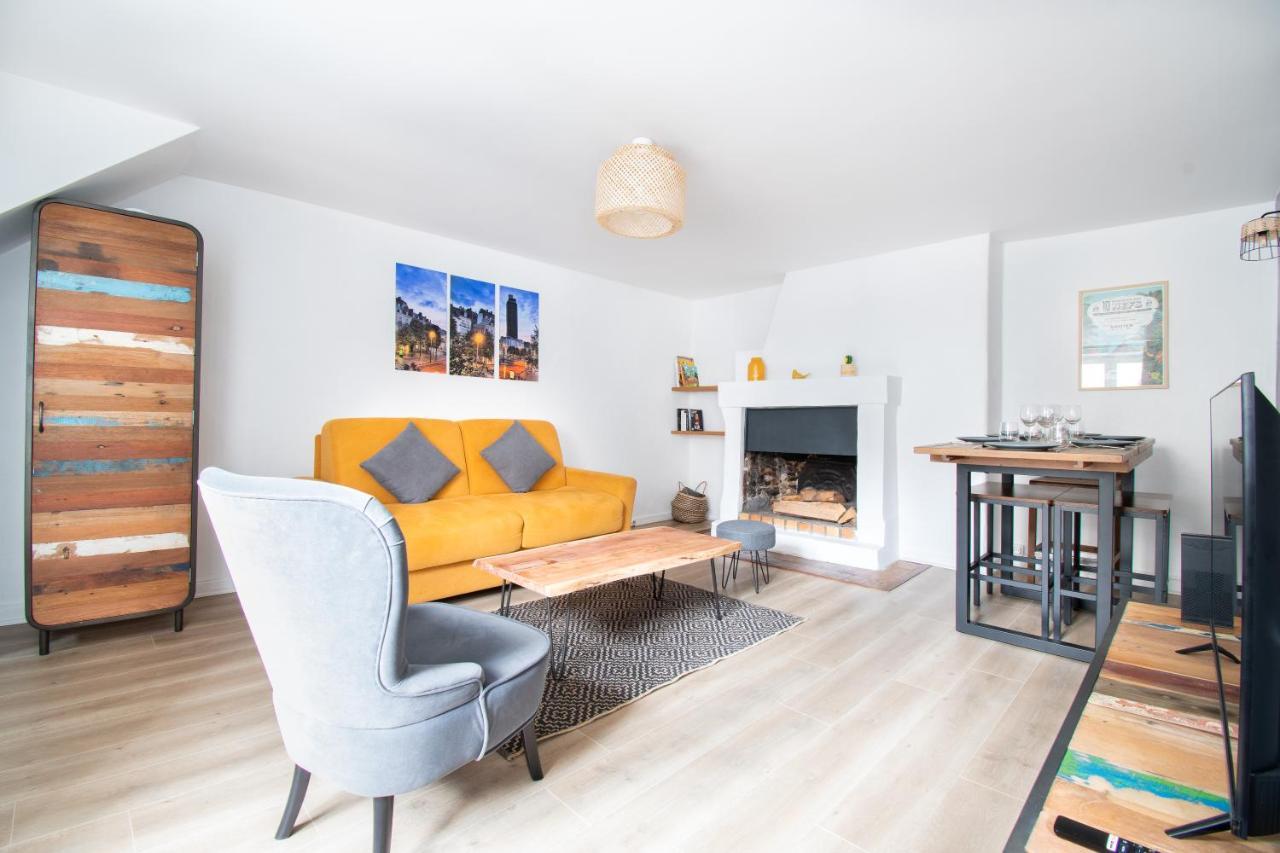 T3 Duplex De Charme Au Coeur Du Quartier Historique Apartment Nantes Bagian luar foto